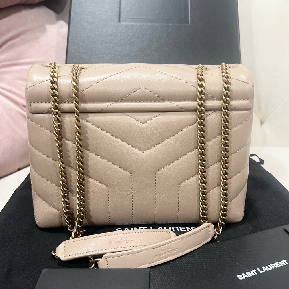 NEW🔥 YSL LOULOU SMALL IN QUILTED LEATHER - Picture 6 of 10